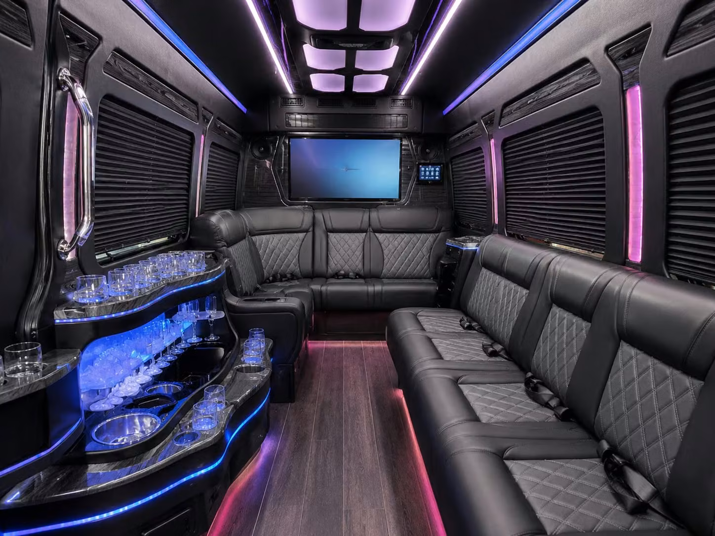 for the best montgomery airport shuttle experience book before the rush